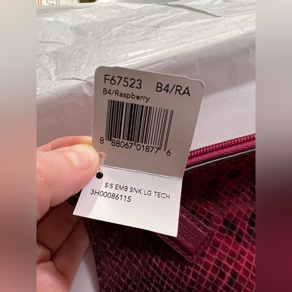 Coach large tech pouch NWT and box - Picture 6 of 8